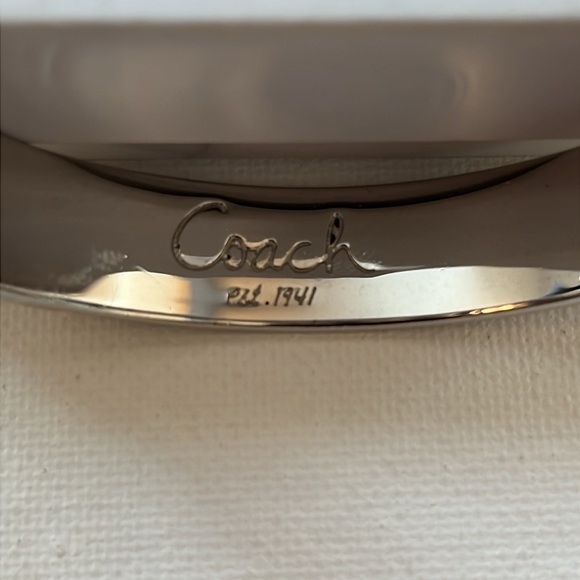 Vintage Coach 1/2”polished silver signature C bangle bracelet. - Picture 4 of 7